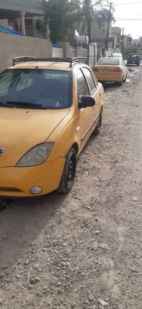 طيبه موديل ١٥ سيارة نضيفة لا تبديل ولا صبغ ولا خياس نقص بس صدر وهذا رق...