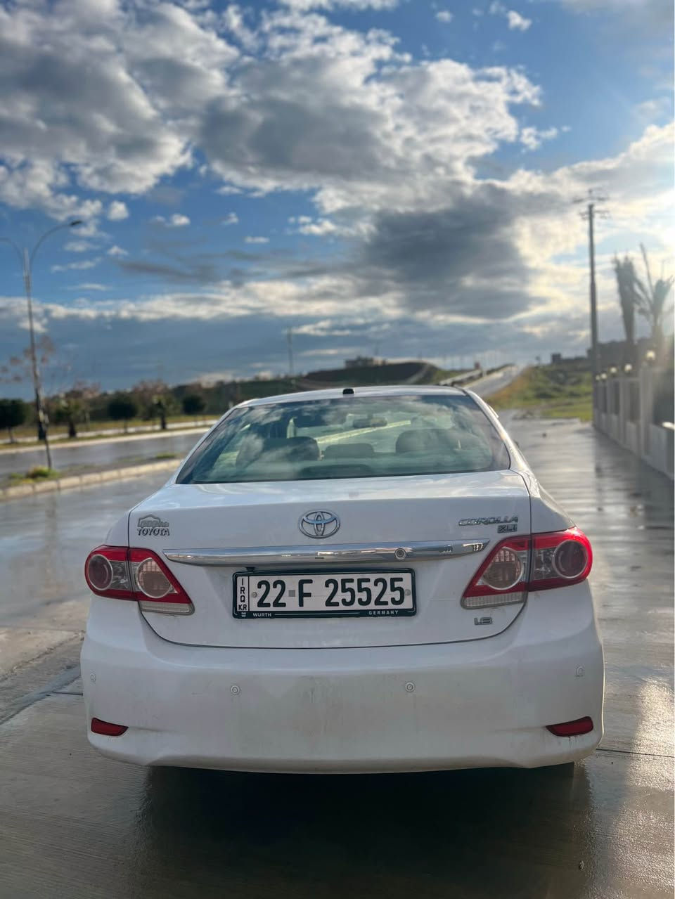 ***********
TOYOTA COROLLA 2012
خليجي  بي سبوخ بي دحم
مكينه مه زن  بي عيب 
170kmروشتوه بيلادي،
جار تا جديد  بي عيب
سعر تلفون بكا
*********** اكر, نينوى
