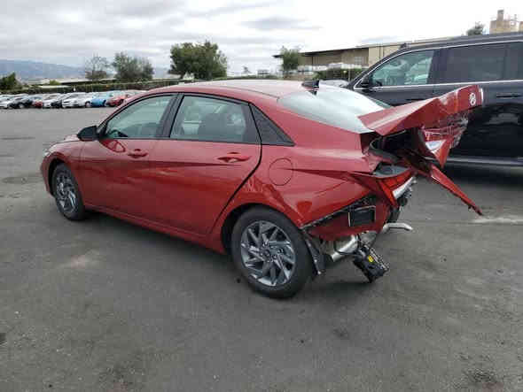 Hyundai Elentra 2024 HYBRID
بانزين + كهرباء ( رقم + كمرك معي عل دوله) ⛔️
شراء جديد 
تستلم واصل دبي بدون تصليح
#السعر 97 ورقه
للأستفسار الاتصال على الرقم التالي
***********
*********** مهندس مصطفى
