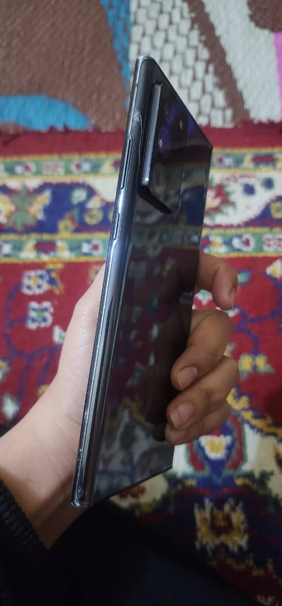 مبايل نوت 20 الترا ذاكره ٢٥٦ شرق اوسط 
ممبدل بي شي ابد ضرر بسيط بل ضهر يم الكامرات صفح مبين بل صوره سعر ٣٧٥ وبي مجال قليل *********** ما متواجد خاص
