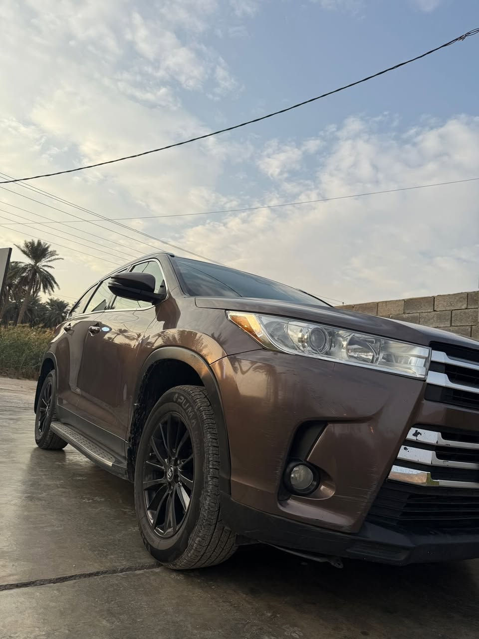 السلام عليكم
هايلندر ٢٠١٩ وارد  أمريكي  بدون ايرباك
حادثه خفيف جدا
 جاملغ 
وشبر كلير بالباب
السعر ٢٤٥ وبيها مجال
اللون جوزي
فئة Xle
فتحة سقف.
رادارات
قيادة ذاتيه
داخل جلد بيجي
تحديد مسار
وبعد مواصفات 
 رقم اربيل ب اسمي السياره جاهزه بدون نقص  للبيع. الاتصال  ***********
مكاني الانبار الخالديه
