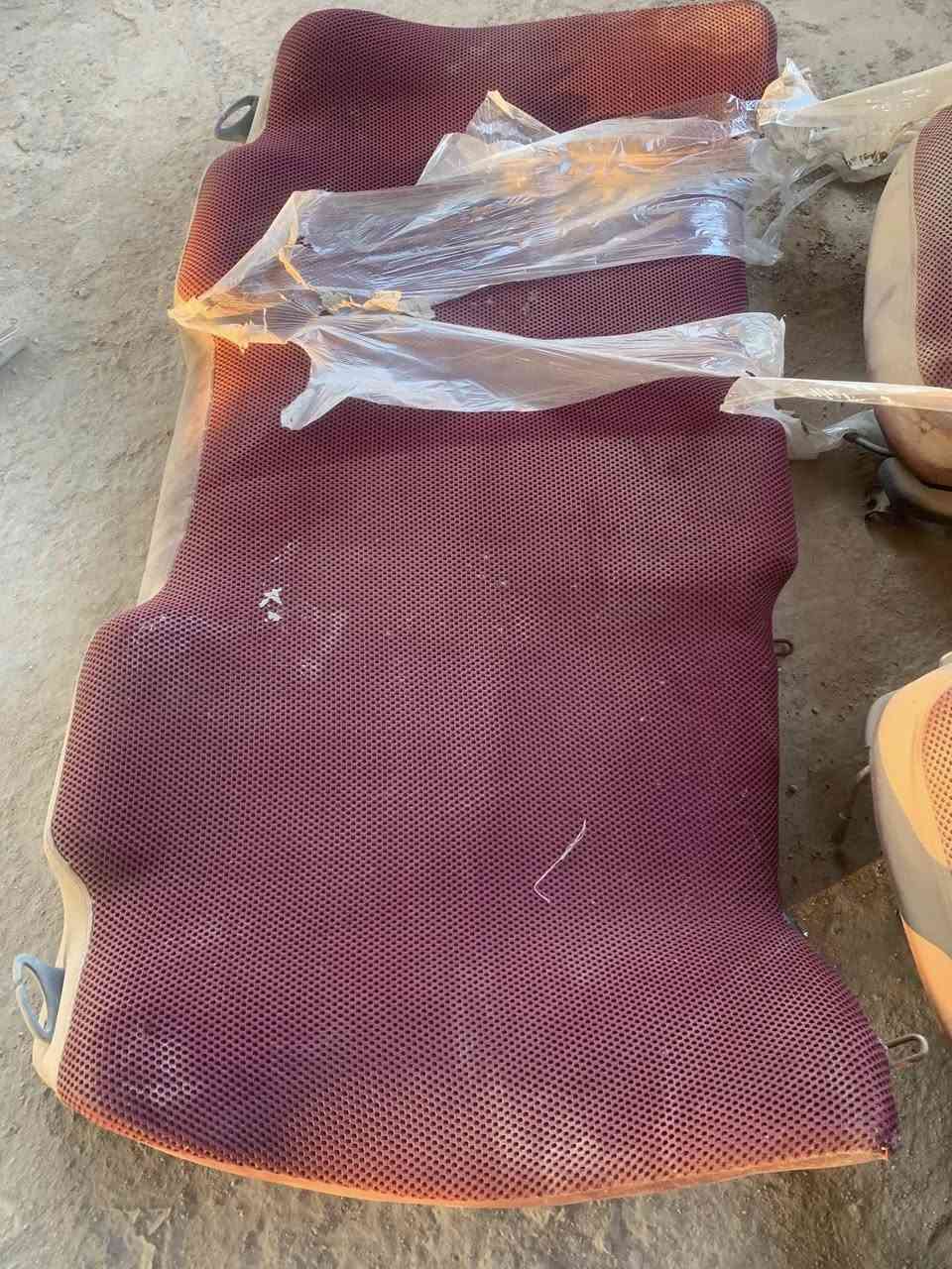 كشنات جديد لو احمر للمحور الكرستة والمارك وترهم على غير سيارات اصحاب الخبرة يعرفون
جدد بس متروكات فترة قليلة 
السجه واضحة بالصورة 
مكاني بصرة ابو الخصيب 
*********** 
125 الف وبيها مجال
