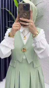 ملابس • تفاصيل ناقصة