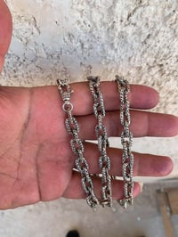 جديد غير مستخدم (جديد)سعر الغرام 3500  وزن 75  ايطالي 925 تواصل و راسل...