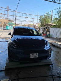 تسلا موديل y 2024 دبل ماطور اونلاين وتطبيق  ماشيه ٢٩الف مايل  بيها ٤قط...