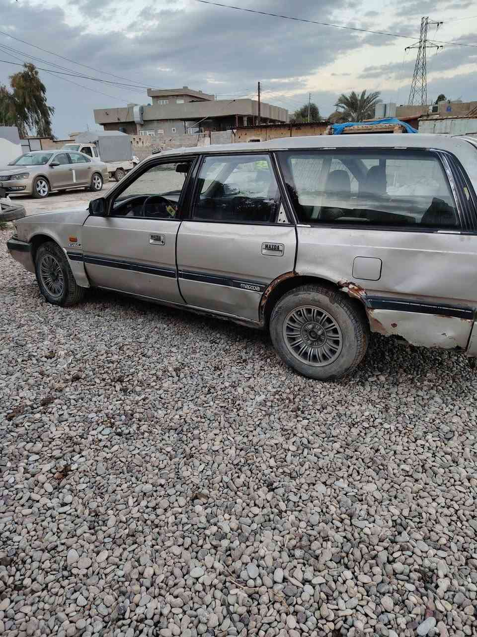 سياره Mazda
للبيع سعره 23 
بي بطاقة بانزين  
بافي تفاصيل 
للشراي يخابر ***********لو يجي خاص
