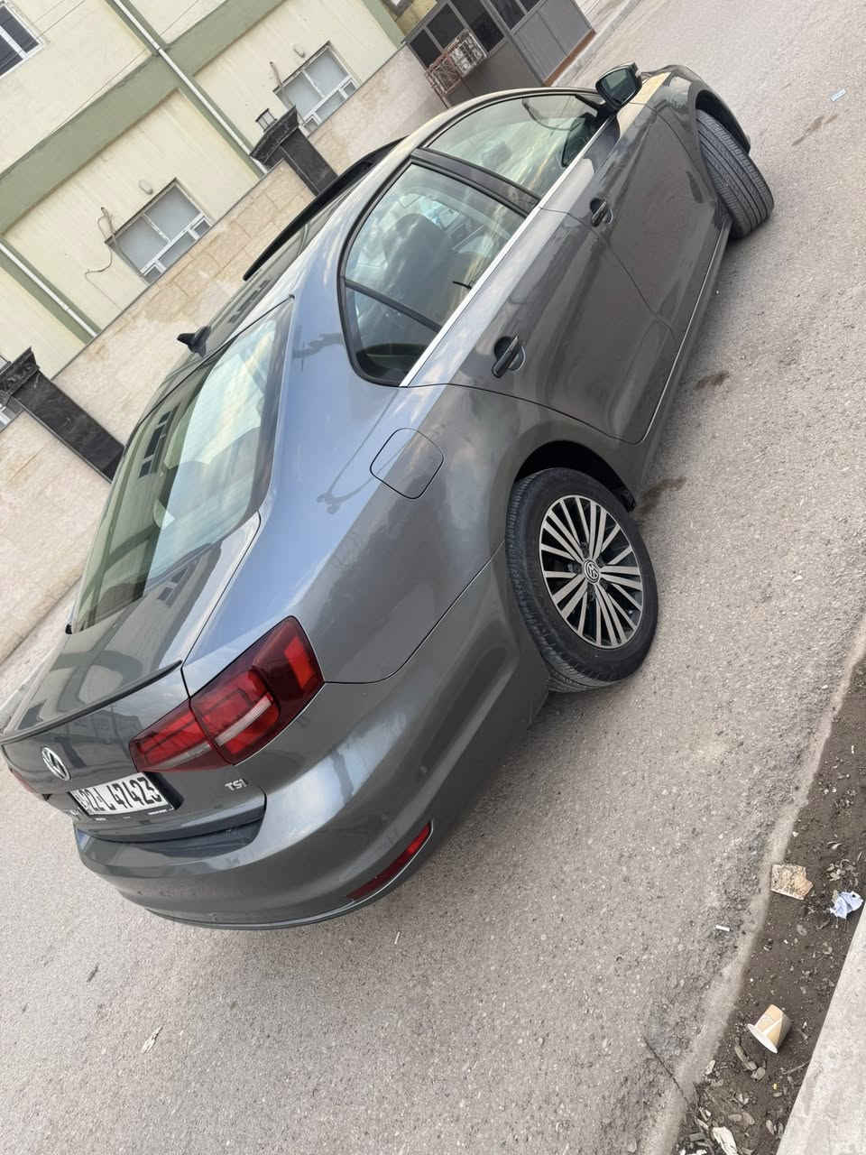 سلام عليكم من رخصت الادمن المحترم
للبيع جيتا 2017

رقم اربيل الجديد فحص هزه كله بشرط +شرط التحويل 

فول موصفات 1على 1

فتحه سقف 

رادار جانبي +رادار خلفي

شاشة كبيره تاب كامره دواره 

كشنات جلد +هيتر 

داخل اسود 

محرك 1400تيربو 

السياره ماشية 105حقيقي

محرك كير بشرط 

حادث السياره من امريكه حافة البنيد +جاملغ +راشين البابين 

 بس بخ من امريكة نفس الصفحه 

شرط بدون دواخل بدون شواصي ايرباك استيرن طاك 

السياره حدادية كله بشرط 

تايرات جديدة 

جاهزه ع اخر حباية شرط 

مكاني ديالى بعقوبه

لاستفسار مراسله اوتصال ع خاص

***********
