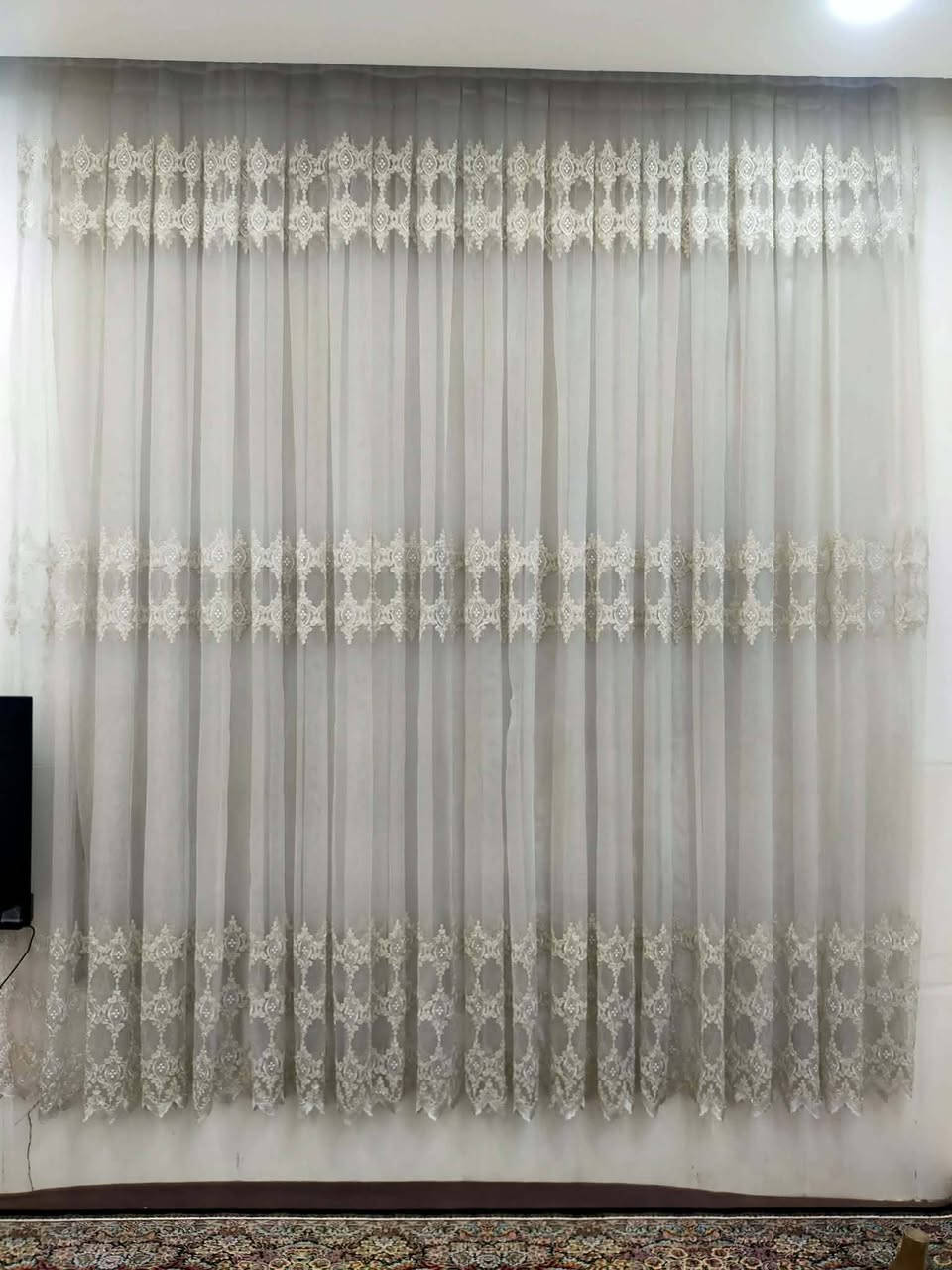 ئەم دوو پەردەیە بۆ فرۆشت 
قیاسیان ۲.٥۰ بە ۲٨۰ 
شوێن ڕانیە


**إذا كنت صاحب هذا الإعلان وتريد حذفه لأي سبب، رجاءا أرسل رسالة إلى الدعم الفني**