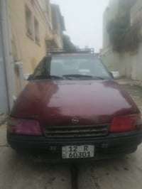 كاديت لبيع  كير ومحرك شرط داخل نضيف  الرقم 07703079646