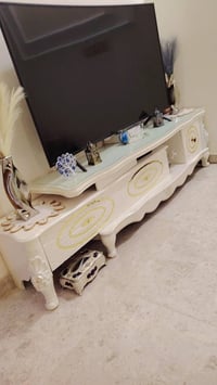 ميز بلازمه جديد ونضيف الإستفسار خاص 07714871612
