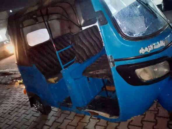 السلام عليكم تكتك 20 رقم بابل شهر 11 محسوبه 21 تحويل مباشر تكتك بيها مكينه 23  برقي ما مفتوح منها السعر 4900 وبيها مجال الكشر كداممك ‏‪***********
