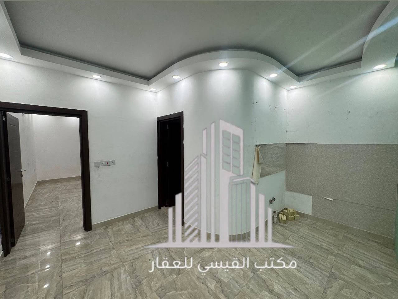 #لـلايـجـار فـي السيـديـة

مشتمل طابق اول مودرن نظيف 
يحتوي على غرفة نوم وصالة ومطبخ وخدمات صحيـة . 

لـلاستفسار : *********** متوفر واتساب .

بأمكانك عرض عقارك عندنا 
زبائننا الكرام نستقبل كافة عروضكم وطلباتكم 

#مكتب_القيسي_للعقار_والأعمار
شارع المركز مقابل مستلزمات التفاح الاخضر .
