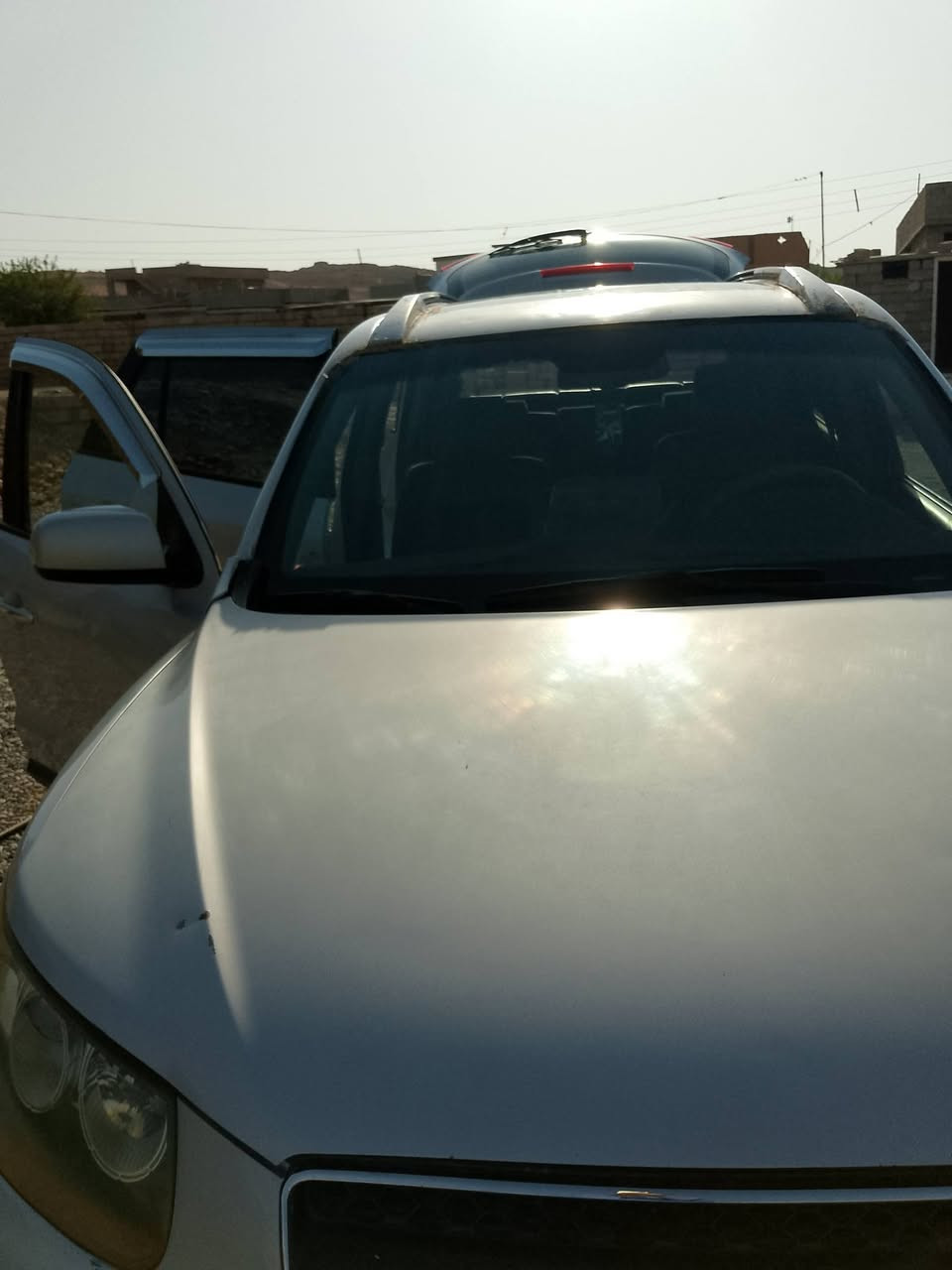 السلام عليكم سياره سنتافي 7راكب محرك كاز ادوات للبيع السعر 45بيها مجال تبريد شغال تدفئه تايرات المامي صار شهر شادهن  الخلفي نصف   عمر محرك شرط كير شرط صدر امامي ول الخلفي شرط الاتصال على الرقم ***********
