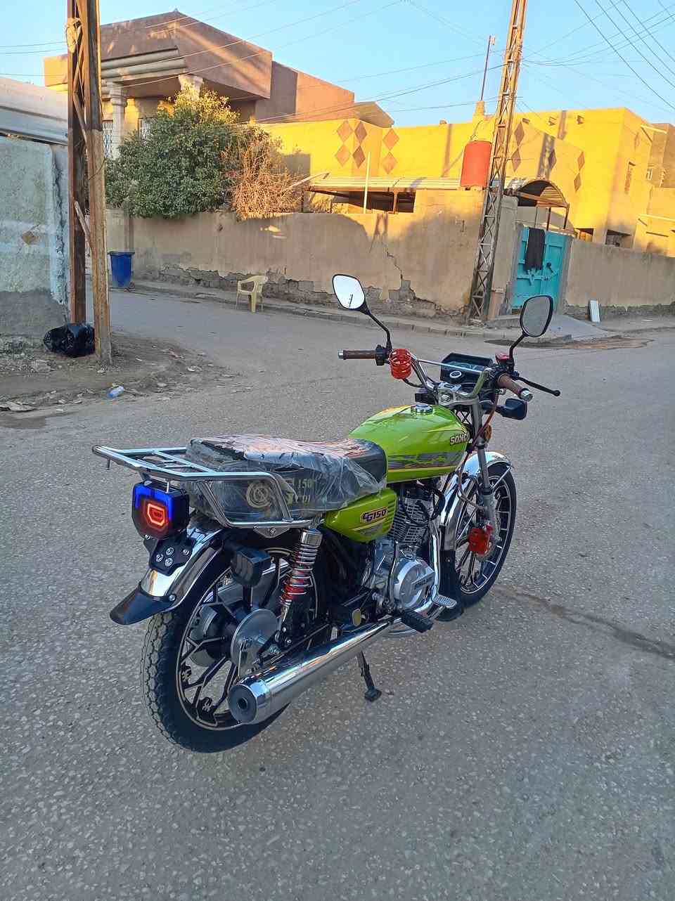 سلام عليكم  مكلف بل نشر 
دراجة سيفان سونيك موديل 2025 شهرين من اخذته 
الدراجة نضيفه مثل ما موضح بل صور  . 
#السعر_850 المو شراي رجأ لا يعامل 
رقم صاحب الدراجه /***********
