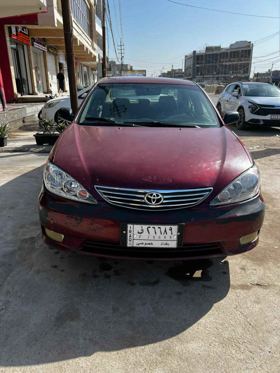 سلام عليكم
 مرخصه الادمن ، كامري 2006 وارد امريكي حادثها جاملغ و باب مصبوغه عام  رقم بغداد لون ماروني كير محرك مكفول السياره بسمي ، سعرها 77 وبيها مجال ، مكانها بغداد الدوره ، ***********
