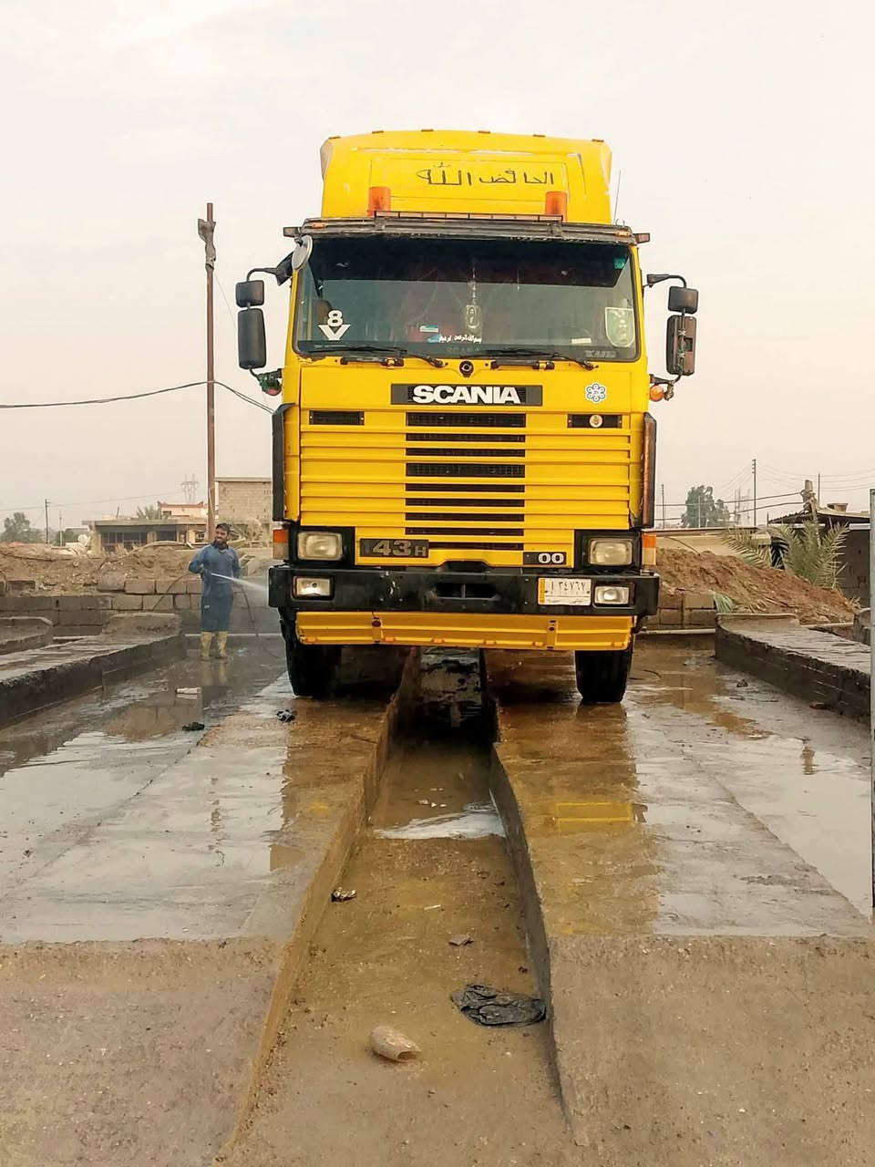 سلام عليكم سكانيا للبيع محرك 143. 09. رقم ديالى 
مسجله قاطره موقطور مجموعه مان نص جيف اف بولبرن جبير تخم تاير الاستفسار ع رقم ***********
