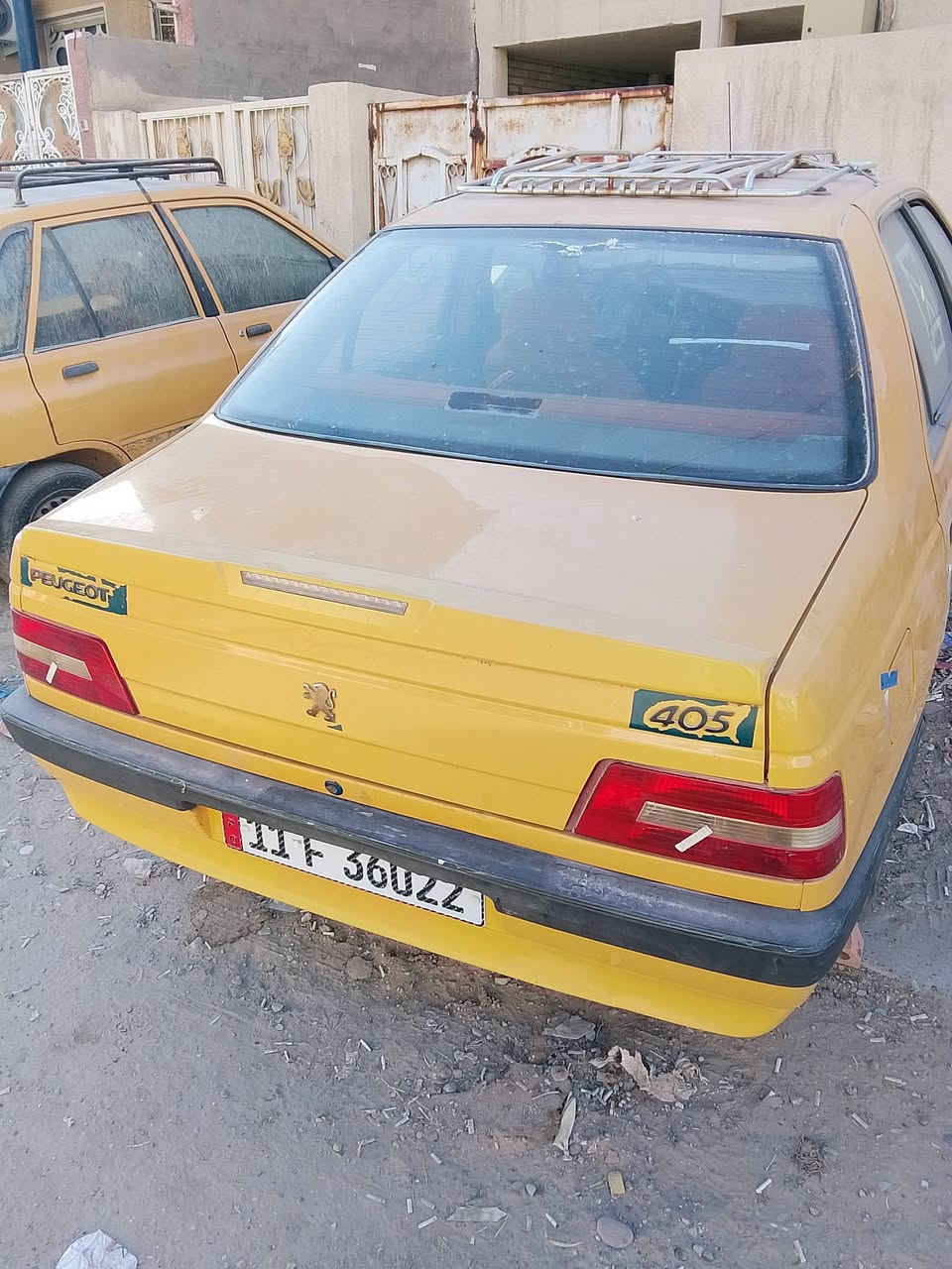 السلام عليكم بيجو لميس للبيع موديل 2015 رقم بغداد مصفره هيئه وغرامات تحويل ثاني يوم كير ومكينه جديد وكشر هم جديد احلى من الصور السعر 38 وبيعه مجال للتواصل ***********
