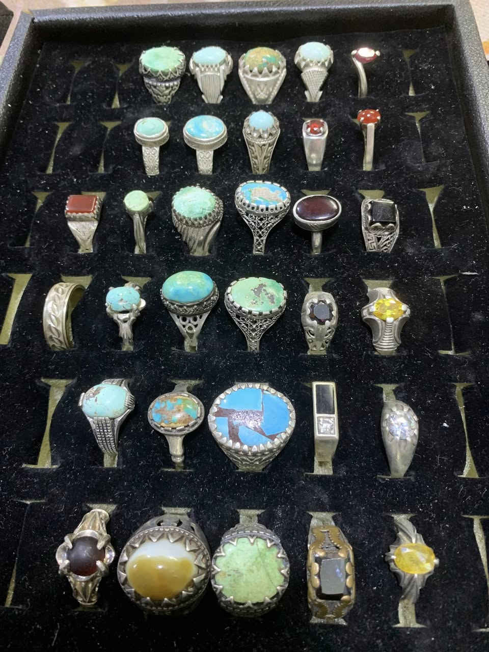 أبيه شلع السعر انت تحدد
الخاص مفتوح
العنوان بغداد مدينة الصدر 
الميزان ما مضبوط من تشتري جيب ميزان وازن
عن الحلال والحرام


**إذا كنت صاحب هذا الإعلان وتريد حذفه لأي سبب، رجاءا أرسل رسالة إلى الدعم الفني**