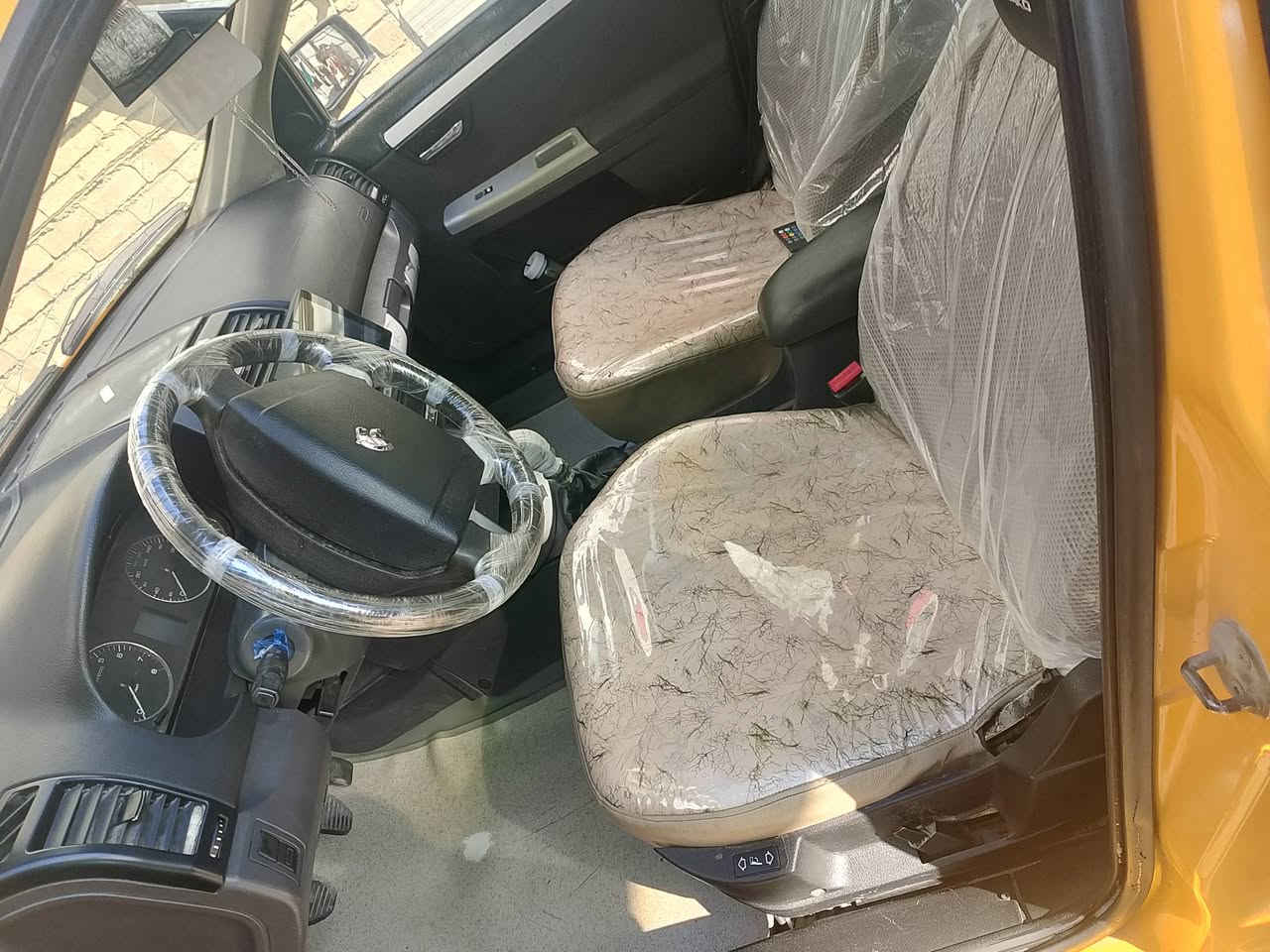 السلام عليكم سمند 17للبيع
بيها صبغ ب جاملغ الخلفي شويه  كير مكينه مكفول 
تدفئه تبريد ثلج 
لايت زنون 
شاشه اندرويد 
تخم تاير جديد 
باتري جديد 
سياره جاهزة 
بسمي سنويه لل٢٧ شرط التحويل 
السعر. #55
عنواني بغداد البلديات غير موتوفر خاص 
اتصل وتدلل ***********
