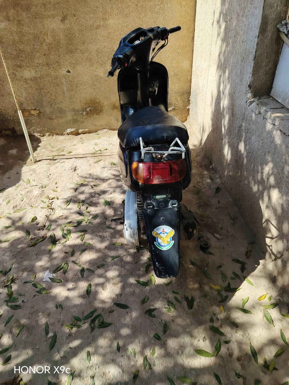 السلام عليكم ذبانه كلها شغاله كهربائيات لايكات بس من عدا السلف ما ادري ايش بيه هندر شغاله العنوان البصره القرنه الثغر للتواصل هذا الرقم السعر 250 وبيها مجال*********** للتواصل واتساب
