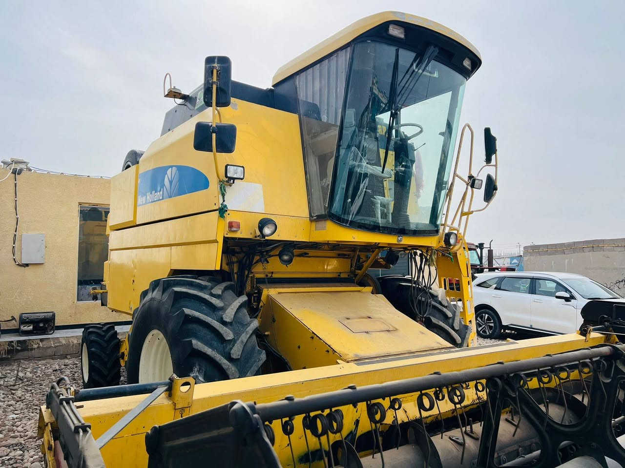 البيع حاصده موديل 2005 رقم اربيل دولي فول مواصفات محرك لا تبخير ولا تنقيص مكينه جاهزه تخم تاير مكاني واسط الزبيديه ***********
