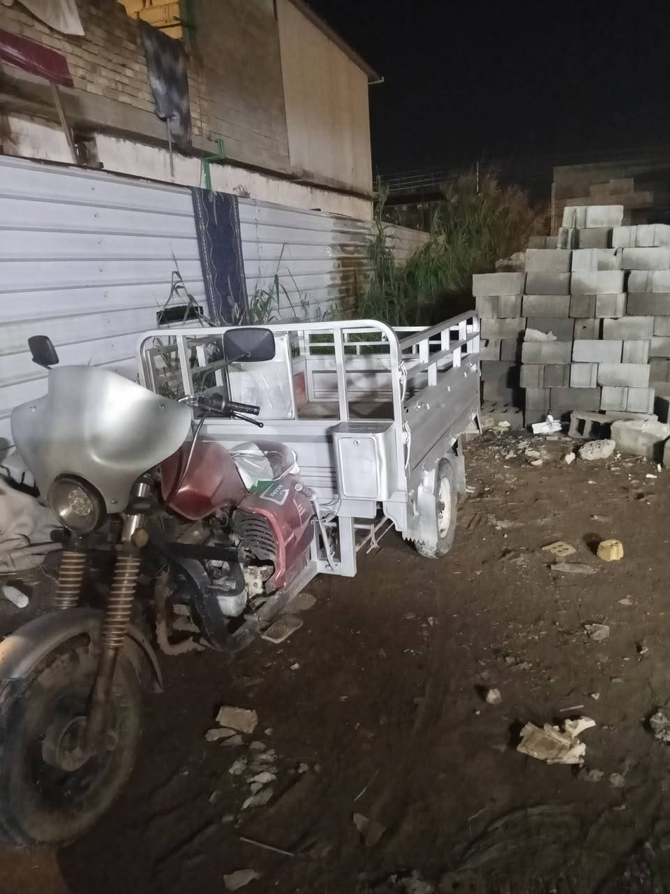 السلام عليكم ديوان للبيع اوراق اصوليه مصبوغه للجماليه الستوته خير من الله استفسار خاص او الهاتف ***********
