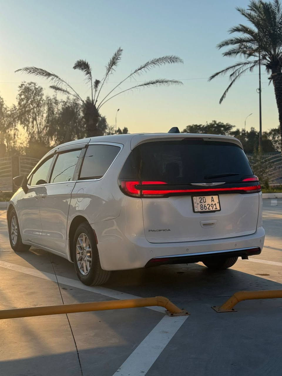 السلام عليكم باسفيكا ٢٠٢٤ ٧ راكب للبيع و للمراوس 
 بيها صبغ صفحه سايق بدون دواخل وبنيد كلير
مصلحه وكامله ومرقم ديالى ماشيه 21mi كامله على الأخير
بيها نواقص بسيطه تنزل
 من سعر
مكان ديالى بعقوبة 195 وبيها مجال

للأستفسار *********** بغداد, العراق
