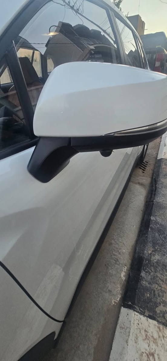 كورلا كروز موديل ٢٥ 
اعلى فئة فول مواصفات 
مكفوله ماشية ٢٥ 
رقم بغداد 
ب ٢٦ مليون ونص 
وبيها مجال بسيط 

‏‪***********‬‏
المكان كربلاء كربلاء, العراق
