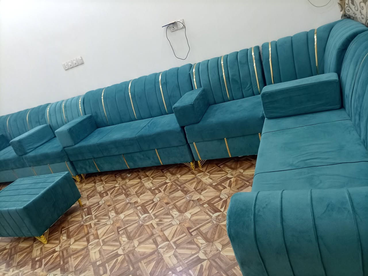 ديوان 12 مقعد للبيع السعر خاص .


**إذا كنت صاحب هذا الإعلان وتريد حذفه لأي سبب، رجاءا أرسل رسالة إلى الدعم الفني**