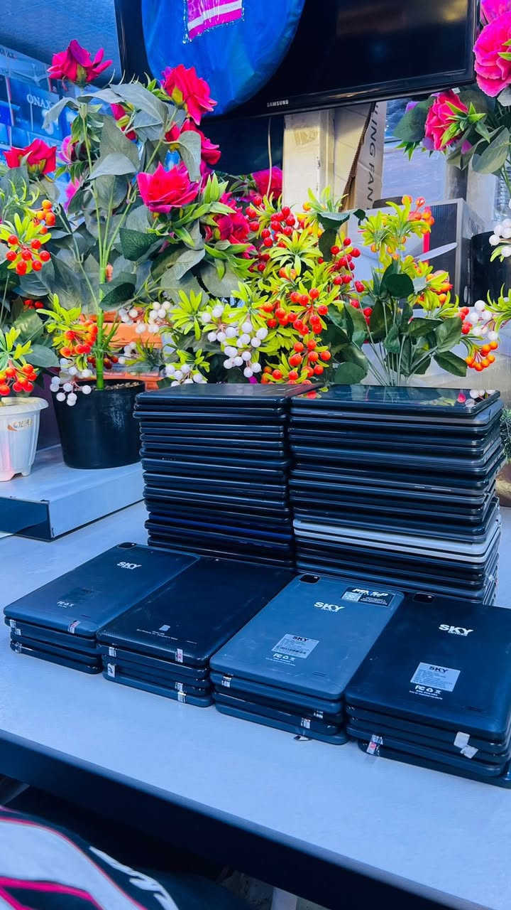 فرح اطفالك وصلتنا ايبادات سكاي  50 الف الجهاز
حجم 8 ذاكرة 32 يشغل جميع البرامج معرض ضياء شارع الخليج مقابل مرطبات زهرة الخليج 

***********

وتساب
