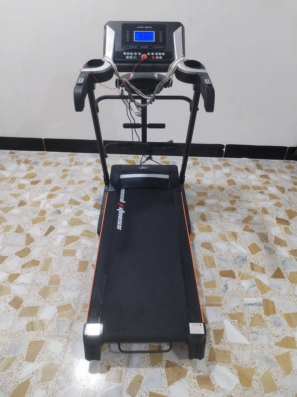 جهاز رشاقه للبيع النظافه ٩٠٪مستخدم شهرين فقط التواصل ع الارقام التاليه ***********
***********
