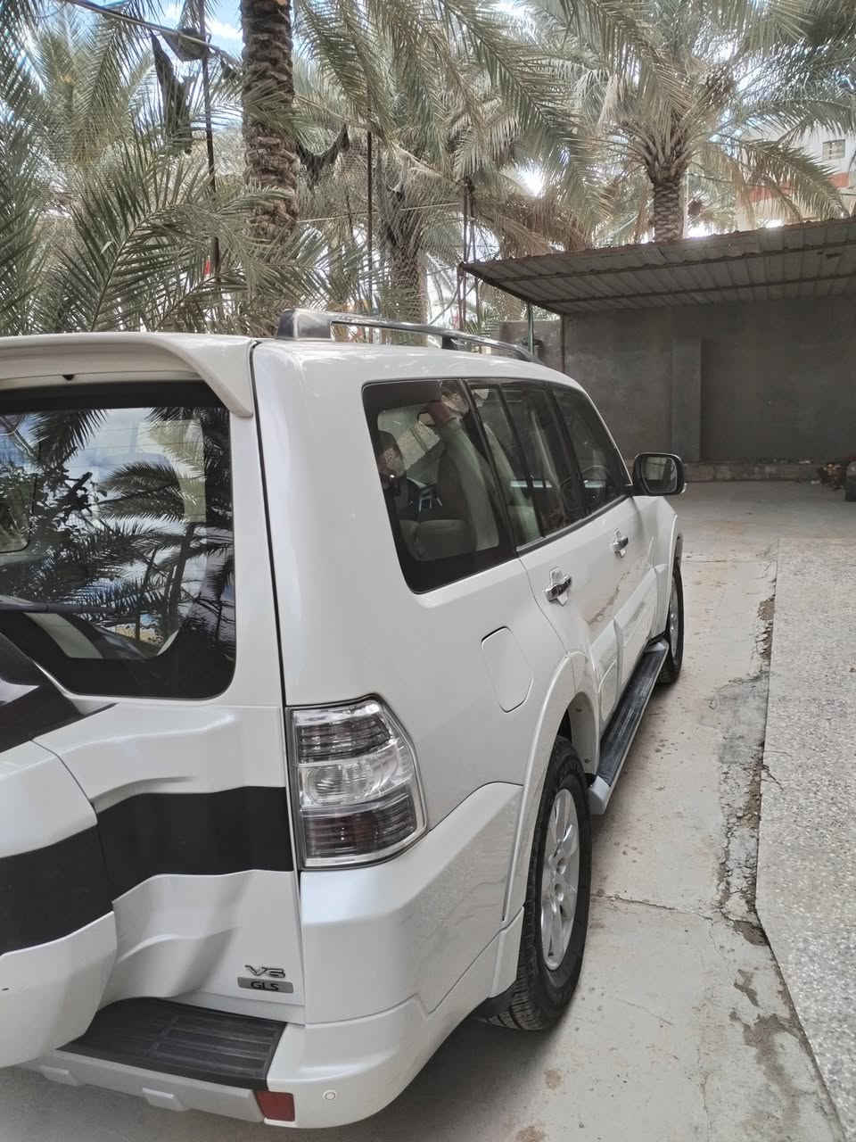 باجيرو 2015 رقم بغداد انجليزي باسمي مكفوله من الصبغ المحرك مبدل كازكيت اصلي فقط والباقي مكفول الحداديه جيده جدا الكير مكفول
مكان السياره كربلاء
السعر 185$مع المجال
 للاستفسار
 ***********
