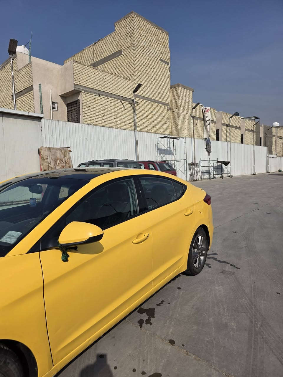 السلام عليكم شباب النتره موديل 18 فول مواصفات يعني بصمه وفتحه وتحكم ستيرن جهتين كامره شاشه كبيره حساسات واشاره بل مري كشنات جلد كشنات تدفيه نضام قياده ورادات جهتين يعني السياره فول للخير  حادث السياره كفت بنيد فقط مثكور بل منشور سونار المندلاوي السياره كير ومحرك كفاله عامه   العنوان بغداد الشعب   السعر 128 وبيها مجال رقم ***********
