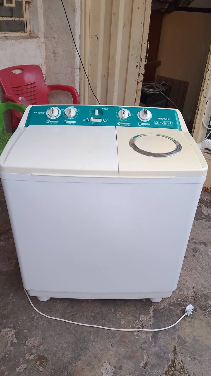 غساله للبيع شغاله بشرط نضيف مابيه عيب سعر 55 الف بيها مجال كركوك ***********
