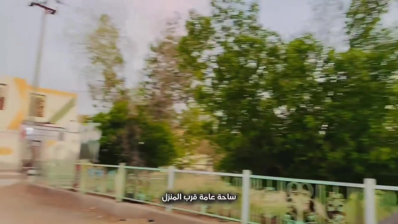 السلام عليكم ..
بيت للبيع 🏠 
منطقة حي العسكري ( ساحة سيد ترمن)
المساحة 200 متر بناء طابق واحد 
يحتوي على استقبال كبير 4*7
مطبخ 4*5
صالة كبيرة 4*8
غرفتين 4*5 
صيحات داخلية وصحيات خارجية
مناور 2 
بناء حديث وجاهز من كلشي 

للاستفسار الاتصال على 

***********
***********
