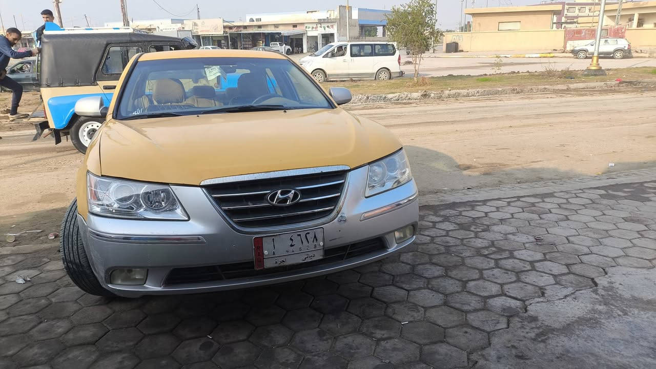 2010 ضررها جاملغ امامي فقط الباقي كلة ليبل واحد جهازة من كلشي كبل للشارع
مكاني واسط الصويرة 
98 وبيها مجال بسيط 
***********
***********
