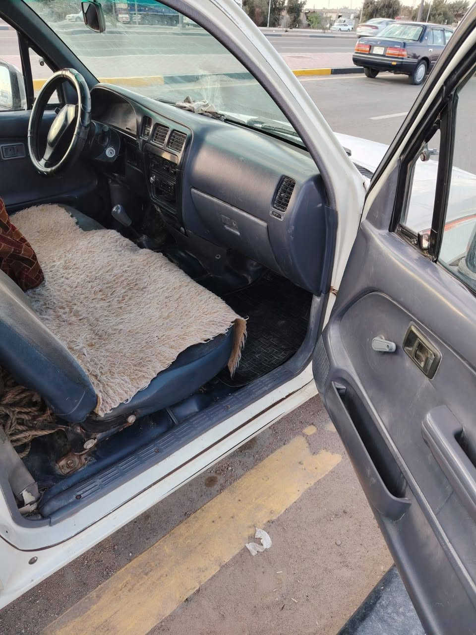 سلام عليكم بيكم مديل 99 شاصي مكفوله رقم وسط بيعا مستعجل سعر 60 بيها مجال قليل تصال برقم  ***********
