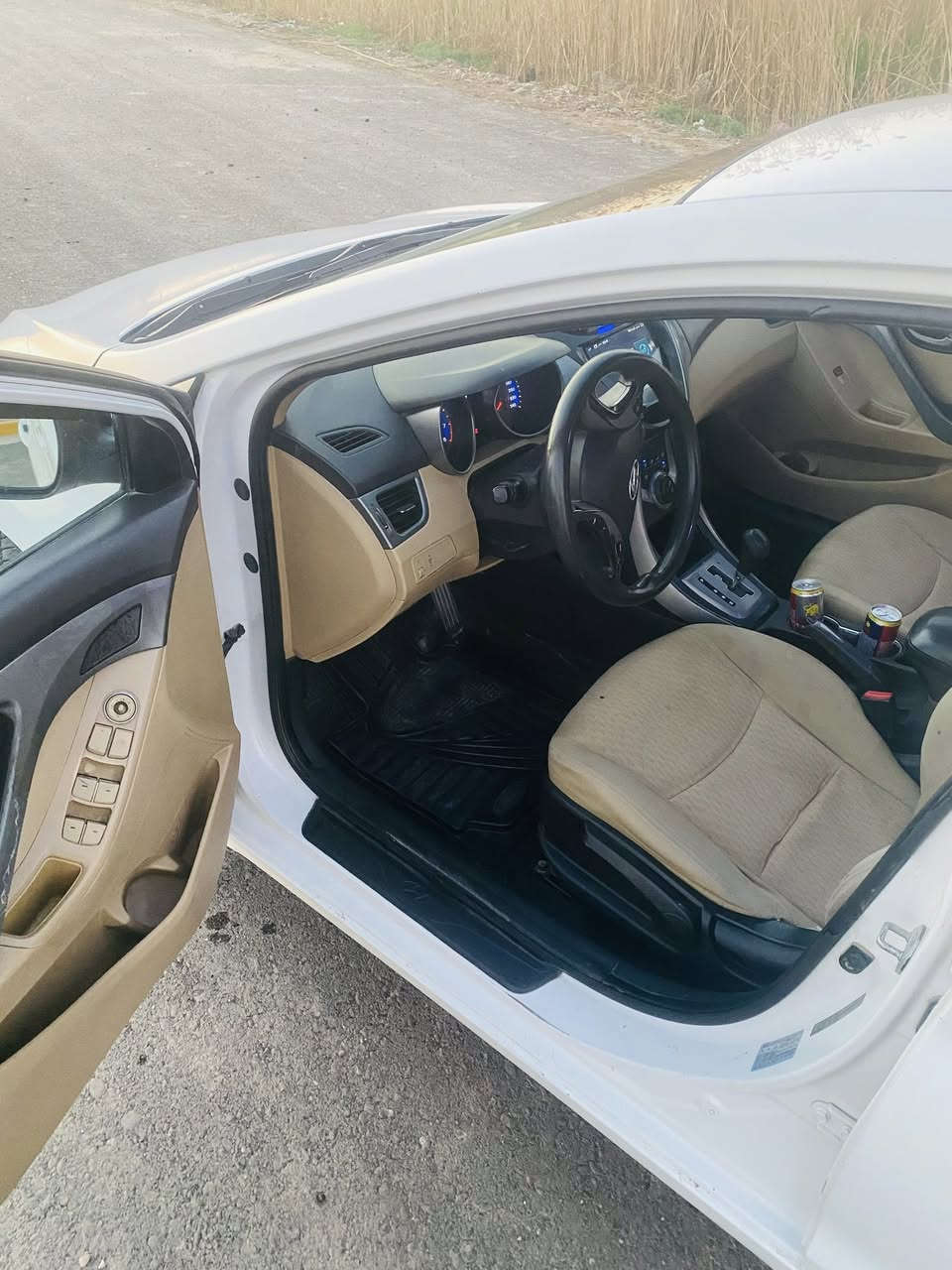 سلام عليكم 

الانتره خليجي موديل 2013 رقم بغداد مستعجل ع بيعتها تحويل ثاني يوم سياره مرتبه مواصفاتها:
شاشه
تحكم مري 
تحكم كشنات 
 سستم سماعات 
تحكم ستيرن جهتين 
تادفئه بل كشنات 
تبريد ثلج
لايتات شمسي 
ضررها بس الدواسات صبغ كير محرك خير من الله مكفولات (السعر109) مكان بغداد سريع الدوره-يوسفيه 
الرقم *********** واتساب
