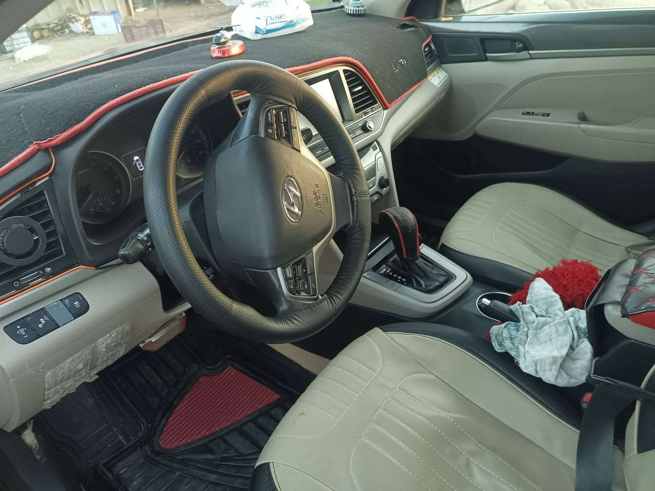 السلام عليكم النترا موديل 18 فول مواصفات بصمه وارد امريكي حادثه بنيد بدون اي دواخل  وبدون يراباك والباقي مكفوال السعر 125وبيه مجال العنوان بغداد السيديه أو الرضوانيه ***********
***********. السياره جديده بمعنه الكلمه حجم المكينه 2000دوش كير ومكينه مكفوالات
