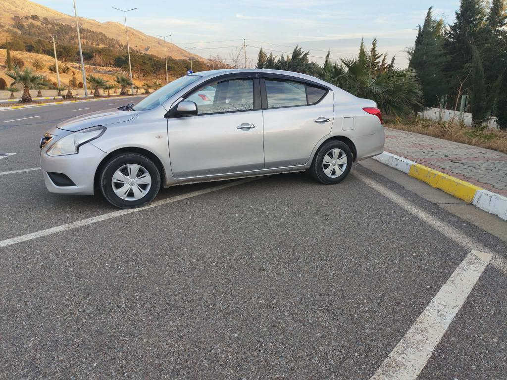 لاکشمیبا مۆدێل 2015 تابڵێی خاوێن و جوان تەنها پارچیەک و پەڵیەک بۆیاغی هەیە بێ دەعم بەس پەمپە سۆنەرکەیم داناوە بەشەرتی گێڕو مەکینەو تەحویل و غرامە گشت گیانی بەشەرت شوێن شاری کۆیە ژمارە موبایل ***********
*********** كويسينجاك, أربيل
