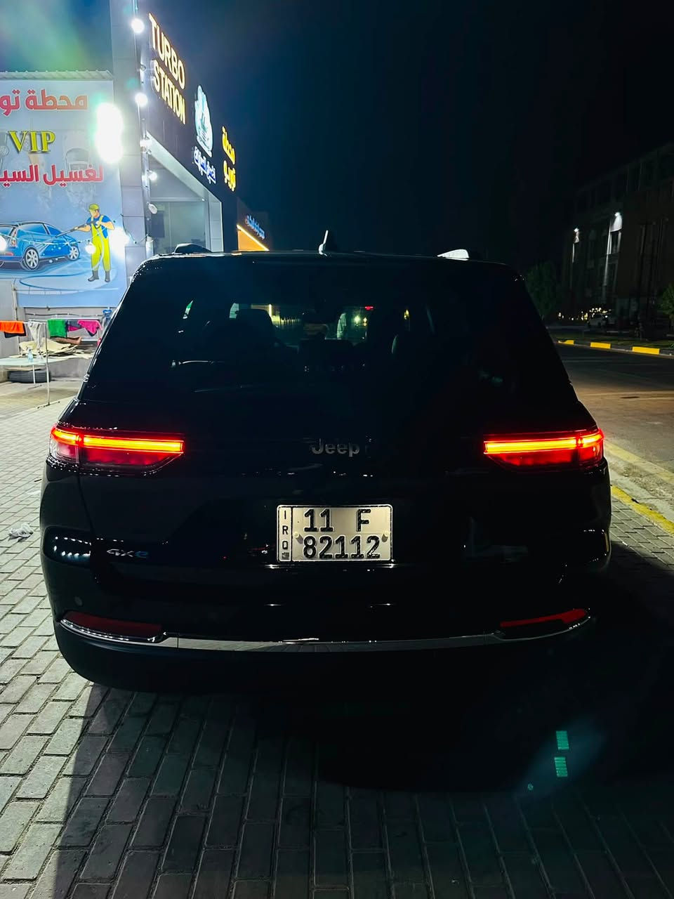 سلام عليكم جيب گراند شيروكي هايبرد للبيع
سعر 325 ورقة / بدون صبغ / مغلفة PPF 

سيارة ماشية 39 الف ميل
5 وضعيات قيادة بيها
حفظ وضعيات قيادة
بانوراما
دواخل كلها جلد
شاشة جبيرة
ستيرن تدفئة
تحكمات ستيرن
مثبت سرعة
تدفئة كشنات امامية وخلفية
جنطة كهرباء
رادار
مانع تصادم
حساسات خلفية
سستم صوت البين
تحديد مسار
سونار والضرر بالصور
مكاني بغداد
***********
