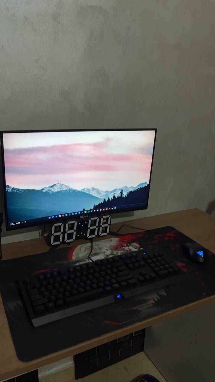 Pc asus rog للبيع او للبدل على لابتوب نواصفات عالية مع دفع فرقية لصاحب الابتوب
Core i9 9900k معالج فئة الالعاب

تبريد مائي
 3 مراوح تبريد RTX 3070 ASUS
32 ram ddr4 corser
1 tera ssd
Motherboard ASUS ROG 
POWER 650W
6 مراوح + 3مراوح كرت الشاشة
شاشة UDore 180hrz
كيبورد ريزر وماوس hp وماوس باد
مع ساعة ارقام ذكية ولد رينر اضائة

مع مايك B800 وستاند للمايك

سعر الجهاز 700 او للبدل على لابتوب مواصفات عالية مع دفع فرقية
رقم التواصل
0770777986


**إذا كنت صاحب هذا الإعلان وتريد حذفه لأي سبب، رجاءا أرسل رسالة إلى الدعم الفني**
