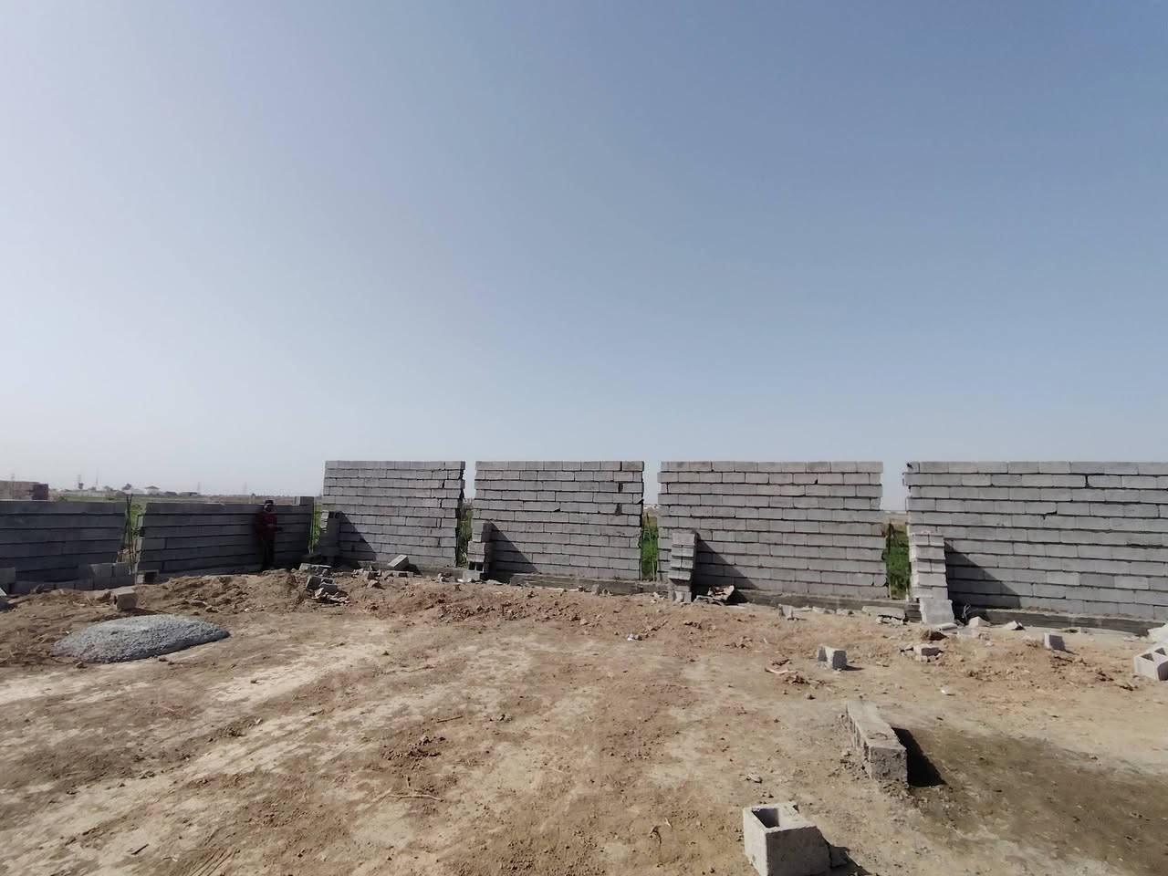 سلام عليكم خلفه بناء شغل درجه اولى في جميع مناطق بغداد *********** /***********وتساب
