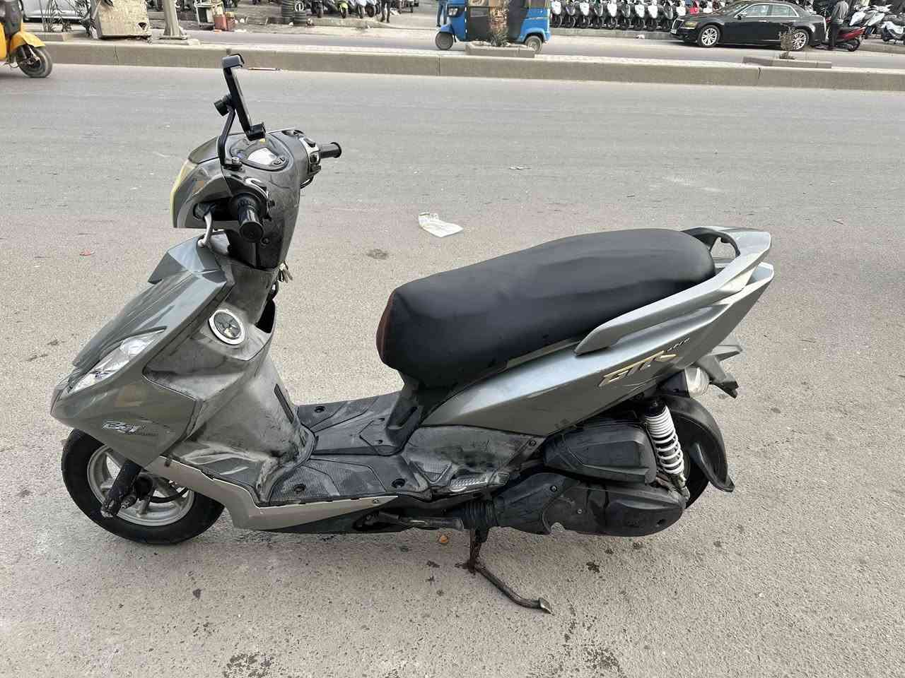 سلام عليكم جيتي ار ٢٠١٤ لبيع اي ستفسار خاص وسعر مناسب (***********)
