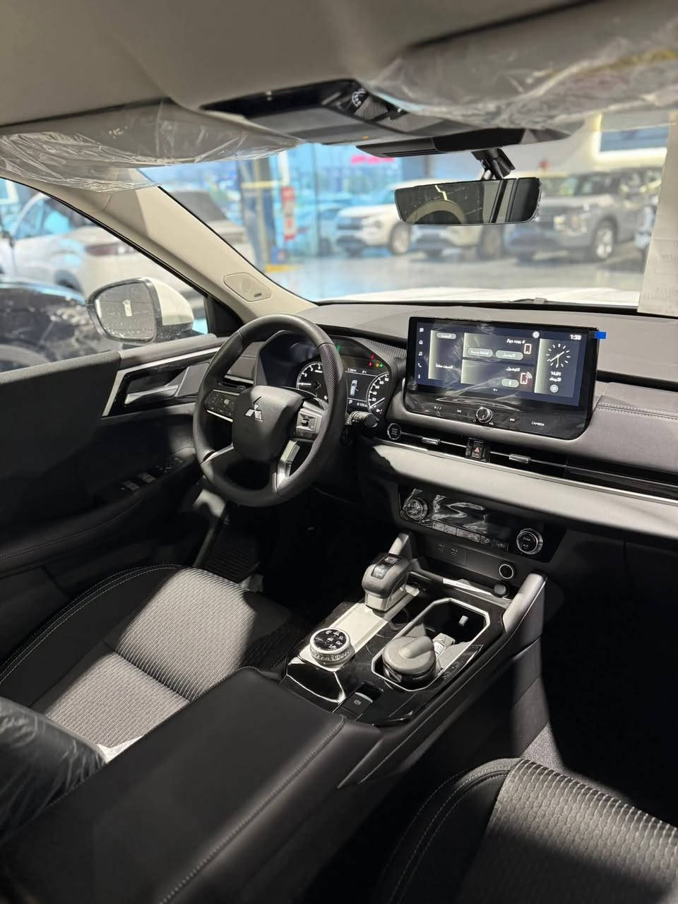 ياباني صنع وتجميع🇯🇵محرك2500
ميتسوبيشي اوتلاندر - MITSUBISHI OUTLANDER

- موديل 2026

- العداد 0km

- محرك 2500 تنفس طبيعي اوكتان بانزين 87

- شاشه كامره بصمه

-ابواب بصمة

-ويل 18 انش

- اضاءات زينون وليد نهاري

- حساس امامي +خلفي

- 5 راكب 

............

- للمعلومات زياره موقعنا :

- الرقيم - اربيل / شارع 100 المعارض / بجانب محطه بانزين هوگر مقابل هفته بازار 1

- (معرض الرقيم على خرائط گوگل ) 

- او الاتصال على:

*********** 📞 

*********** 📞
