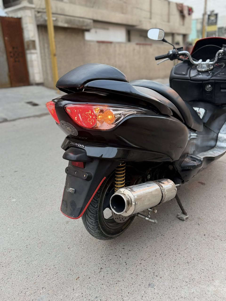 فورزا  0/8 كرستال بصمة للبيع
مكينه  ناعمة جاهزة 
  بك لايت كرستال 
منضومة زنون صالنصة طرب   
أي نقص ما بيها 
شلعه معدل كهربائيات كلها شغال 
  اوراقها كامله 
سعرها ( 950) مكاني بغداد مدينة الصدر 
اللاستفسار : هـ ***********
