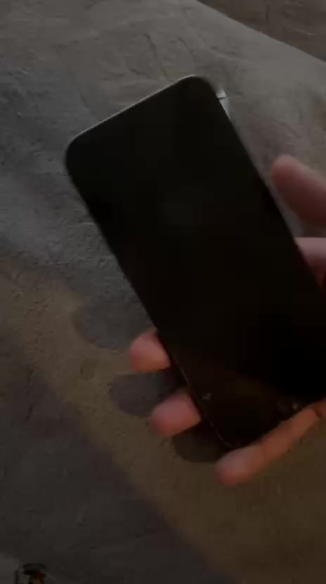 ايفون 14 برو ماكس  128 بنفسجي 
كلشش نضيف 
مبدل شاشه وبطاريه البطاريه وكاله 
والشاشه اولد كلش راقيه 
التليفون للبيع سعره ٦٠٠ 
الف بي مجال مكاني بغداد البياع
***********
