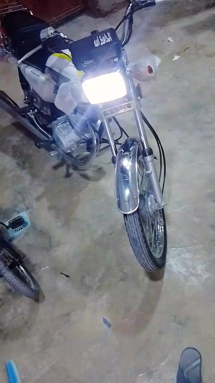 السلام عليكم درجة للبيع نامه موديل 25 مكفوله خير من الله شلعه موعدل اوراق كامله كهربائية كله شغاله السعر خاص الشراي يدزلي طلب صداقه ويدلل ؟؟او مراوس


**إذا كنت صاحب هذا الإعلان وتريد حذفه لأي سبب، رجاءا أرسل رسالة إلى الدعم الفني**