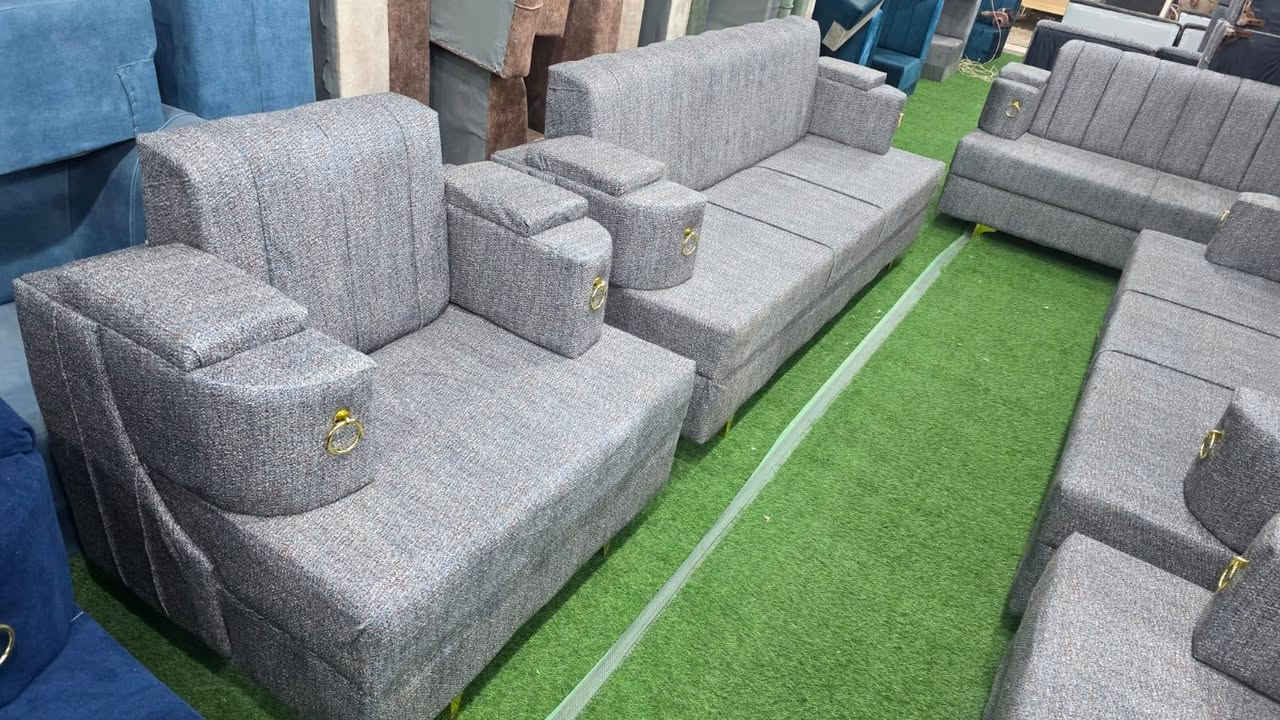 تخم  تسكام  ثقيل  ١٠ مقعد يرهم بيع وياهم مراوس 

العنوان بابل شارع ٨٠  مقابل مول نون 

وتساب ***********
