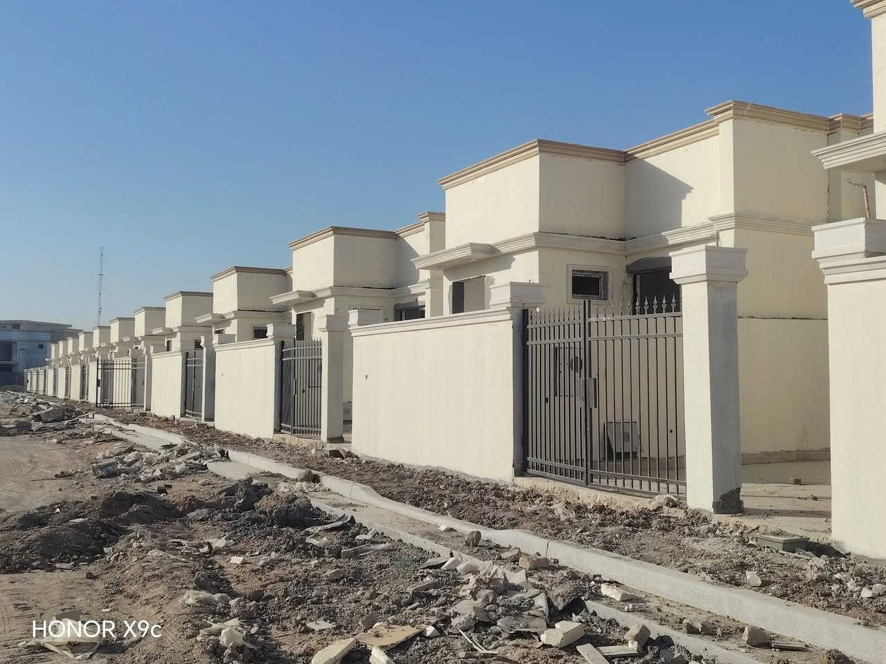 شغل درجة أولى ستلام مهندس شرط () متر) (مكطوعه ***********
